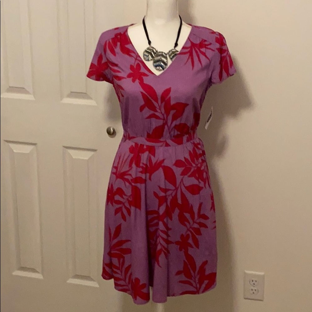 Preloved worn for couple hours Dress V Neck